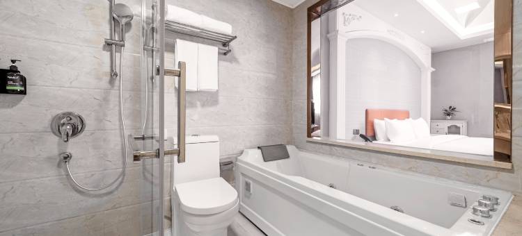 如家丽岚睿柏·云酒店(德清西站店)图片