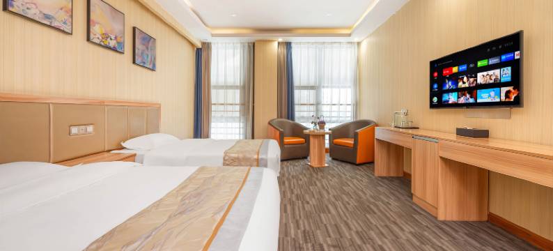 小驻·轻奢主题酒店(自贡华商国际城店)图片