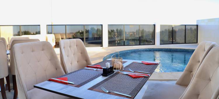 五季酒店和温泉(FIVE SEASONS HOTEL)图片