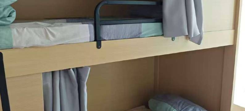 星晴纯女生旅社图片