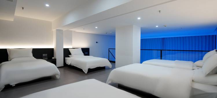 鹿也电竞民宿图片