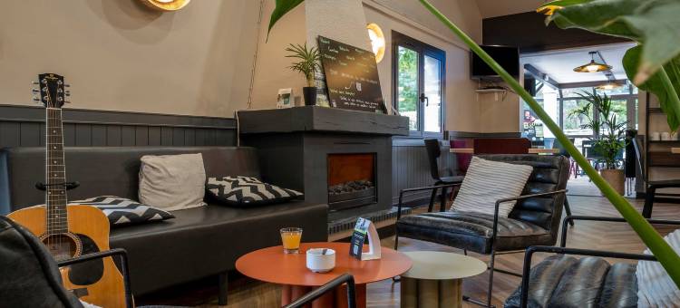 民宿酒店尼奥尔南威尼斯绿地(B&B Hotel Niort Sud Venise Verte)图片