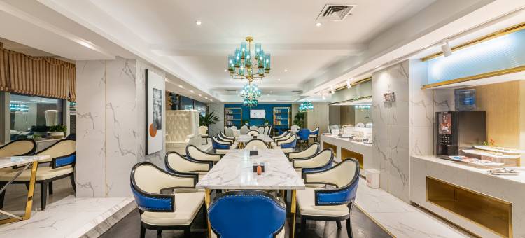 季枫国际酒店(维多利摩尔城店)图片