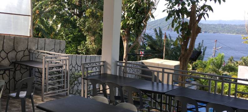 Overlooking Taal Lake Staycation up to 12 pax图片