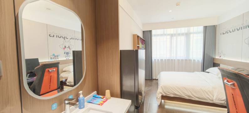 IDJ爱电竞酒店(连云港东海水晶城店)图片