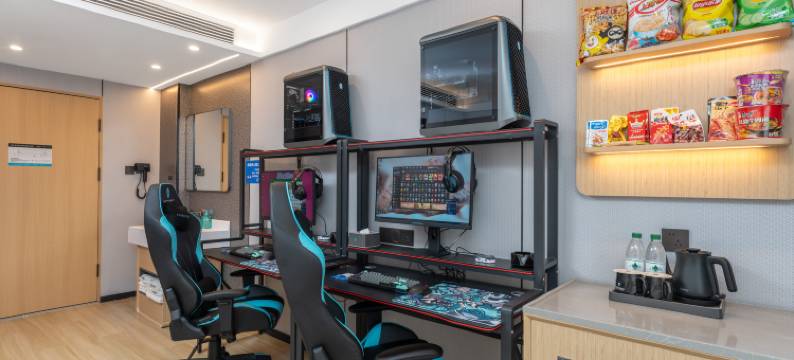 雷神电竞酒店(南京溧水石湫大学城店)图片