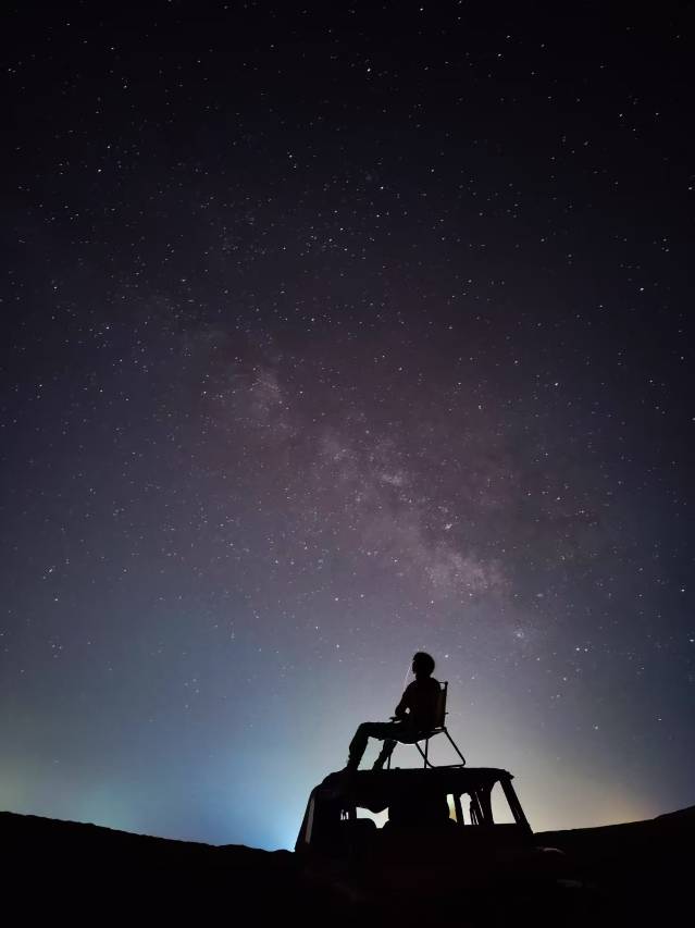 阿拉善左旗腾格里沙漠北栈营地图片