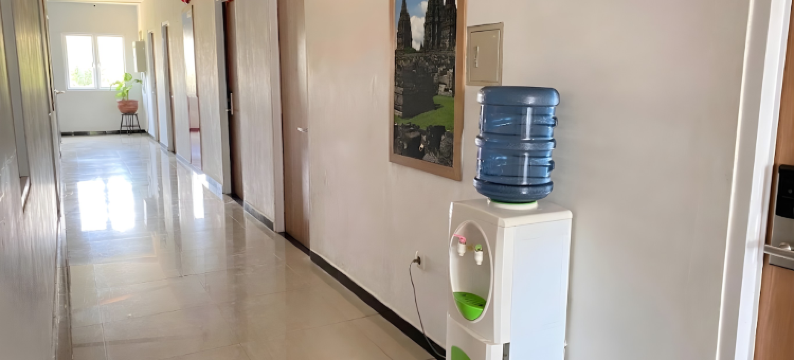 梭罗机场前一酒店(AYRA Hotel Airport Solo)图片