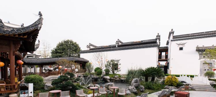 钱塘徽筑民宿(屯溪黎阳水街店)图片