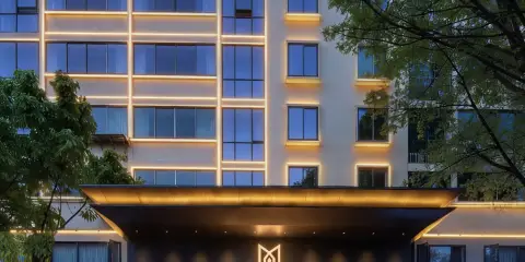 MAX·設計師酒店(江南宋城步步高新天地店)