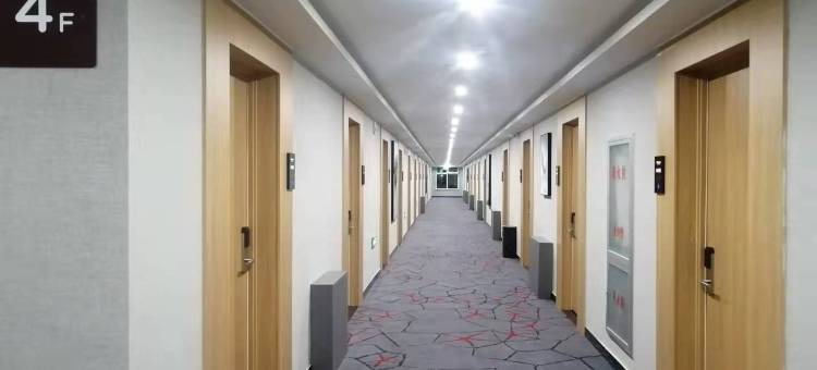 骏怡精选酒店(喀左金鼎龙湾店)图片