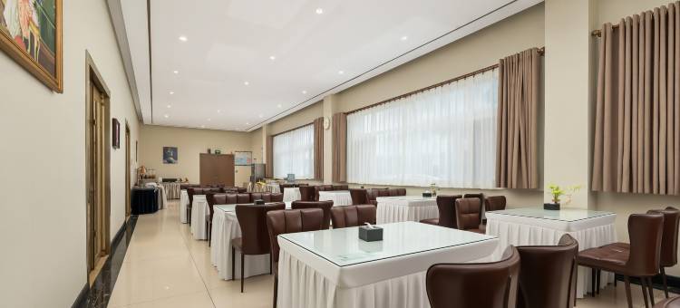 维也纳酒店(胶州胶东国际机场店)图片