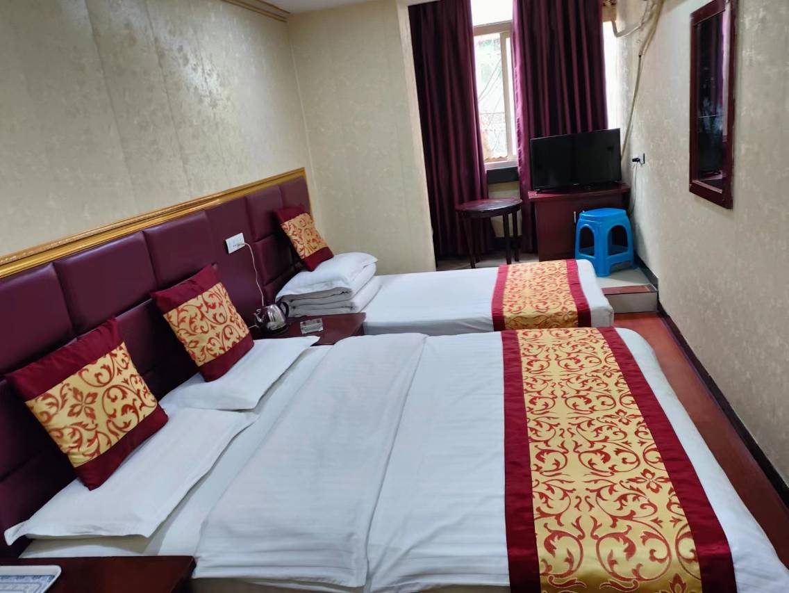 一家人商务旅馆(西安南大街粉巷店)