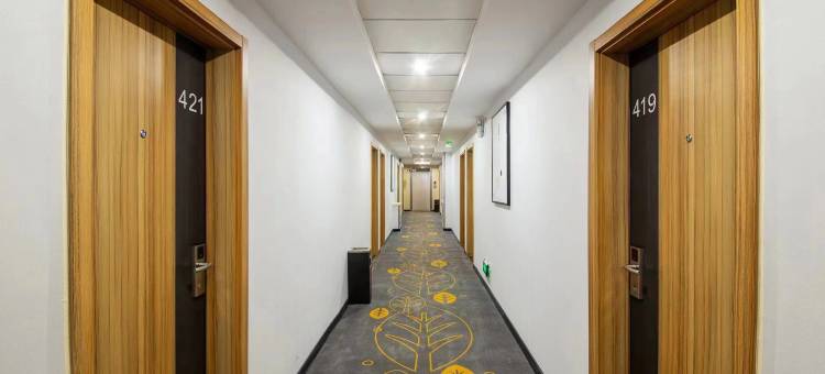 Hotel遇见轻奢酒店(徐水二中火车站店)图片