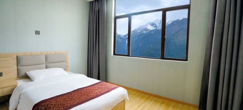 林芝富芸酒店(林芝市中心店)图片