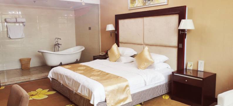 鸿腾酒店(成都光华公园地铁站店)图片