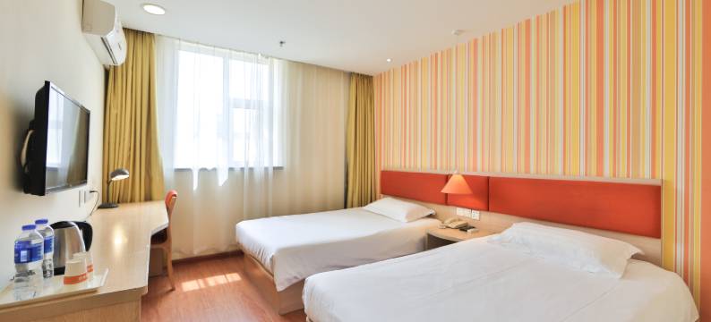 长春启琳酒店(东北师范大学净月校区店)图片