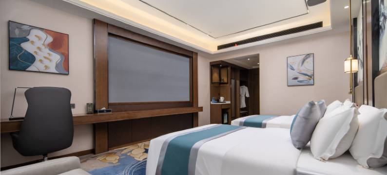 希玥酒店(库尔勒孔雀河人民广场店)图片