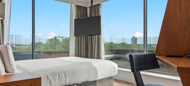 伦敦斯特拉特福酒店(Roomzzz London Stratford)图片