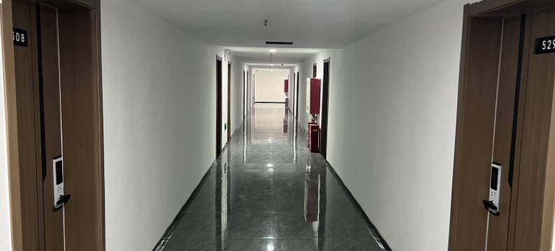 淖毛湖莱客安酒店图片