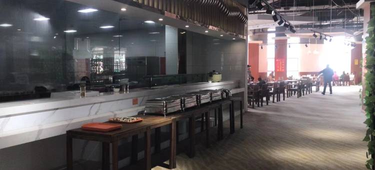 泾源雅豪国际滑雪场酒店图片