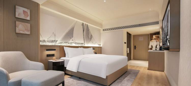 重庆解放碑洪崖洞长航美仑酒店图片