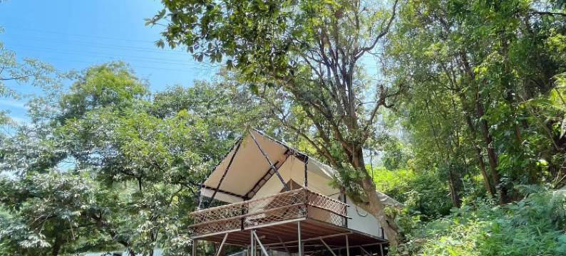 佛冈觅溪溪里露营地图片