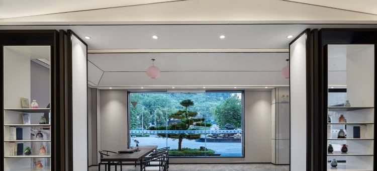 陌上轻居酒店(信阳新县火车站店)图片