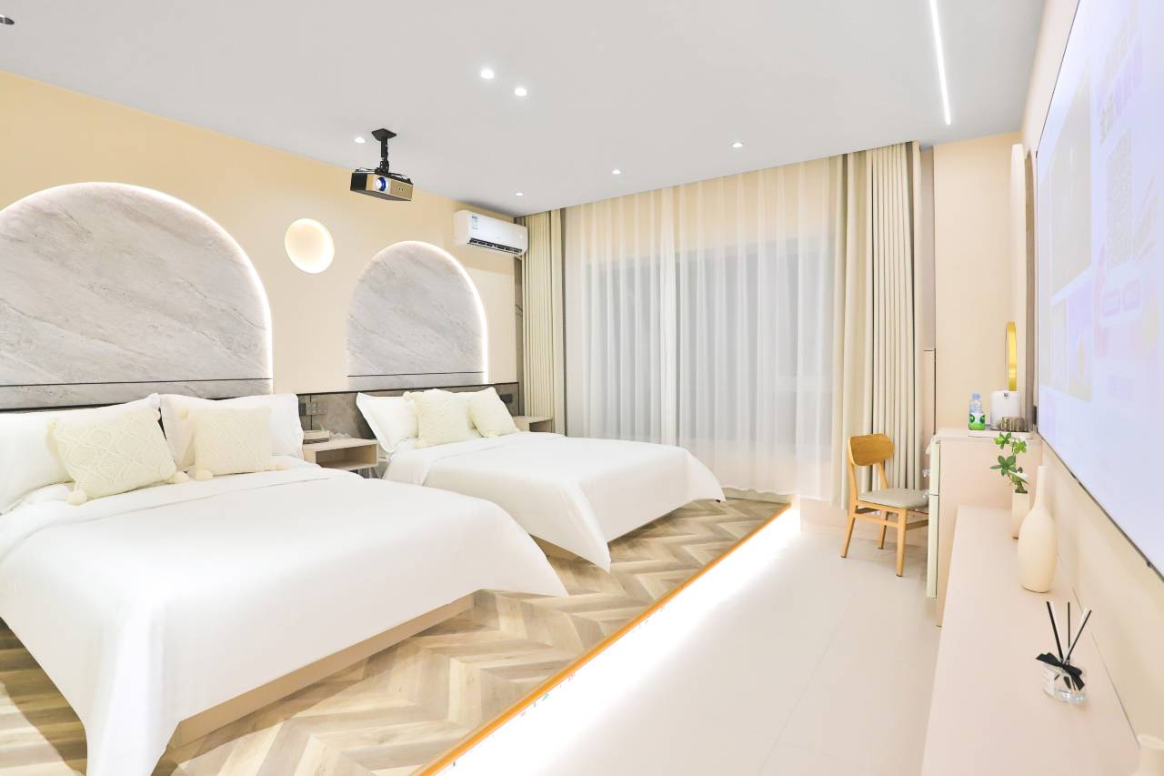 云舍•漫居｜AESTHETIC•FASHION设计民宿(延吉延边大学网红墙店)图片