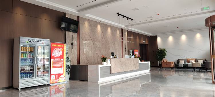 紫东商务酒店(唐河基地店)图片