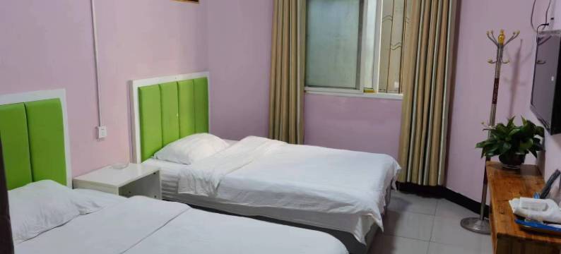 贵华宾馆(唐河汽车站店)图片