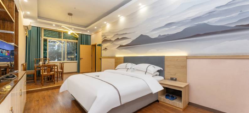 蓝天酒店(大竹中学本部煌歌广场店)图片