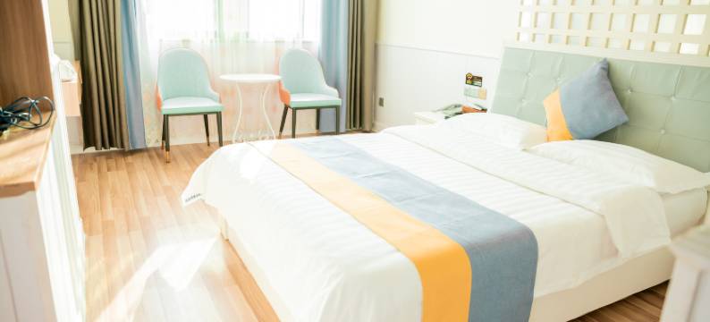 花好月圆主题酒店(新都城市广场店)图片