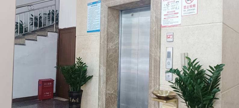 东兴新桂源商务酒店(东兴汽车客运站店)图片