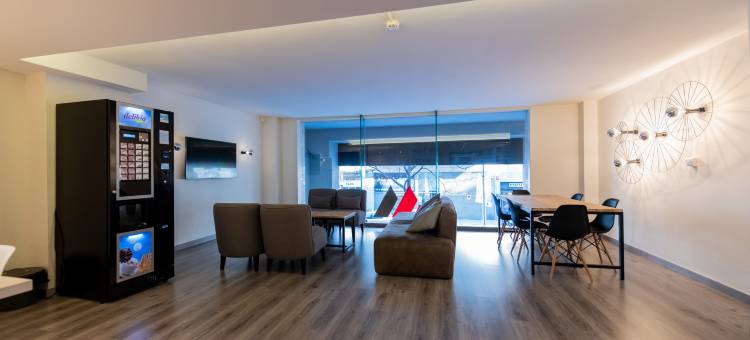 雅典娜卡拉布里亚公寓酒店(Aparthotel Atenea Calabria)图片