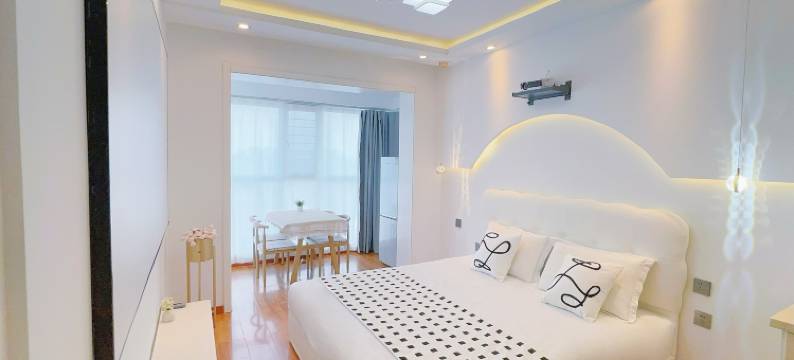 语上民宿(百盛购物中心店)图片