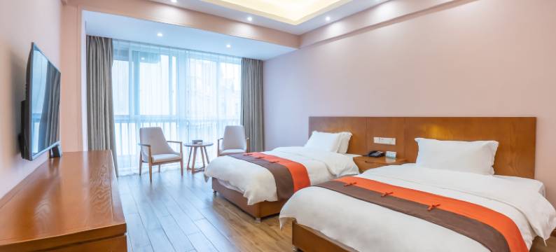 百里杜鹃唐卡花畔酒店图片