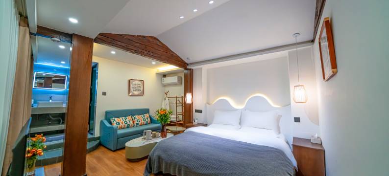 丽江五花石之旅客栈(丽江古城四方街店)图片