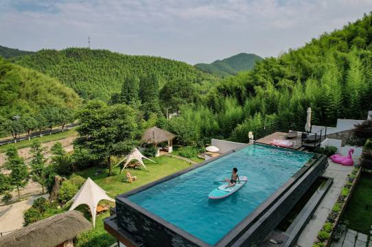 逸山海·觅麓半山泳池度假美墅(湖州店)图片
