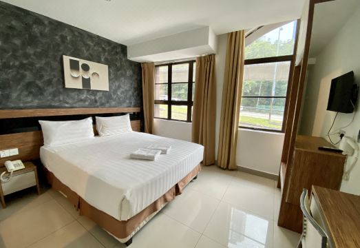 Jin HotelHotel Overview