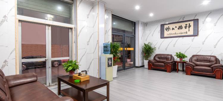 锐思特酒店(海阳实验中学店)图片