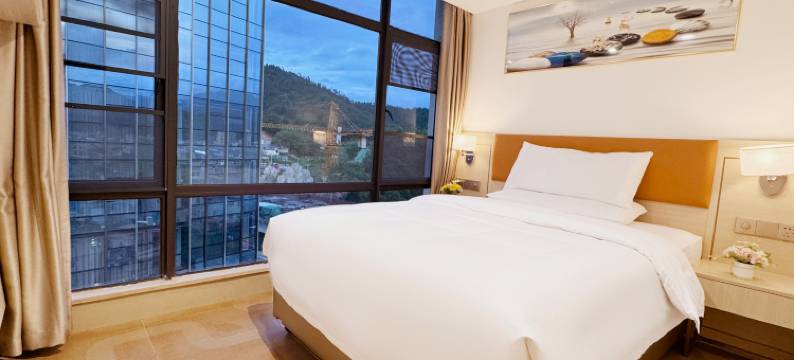 康颜温泉酒店(河源东源黄村店)图片