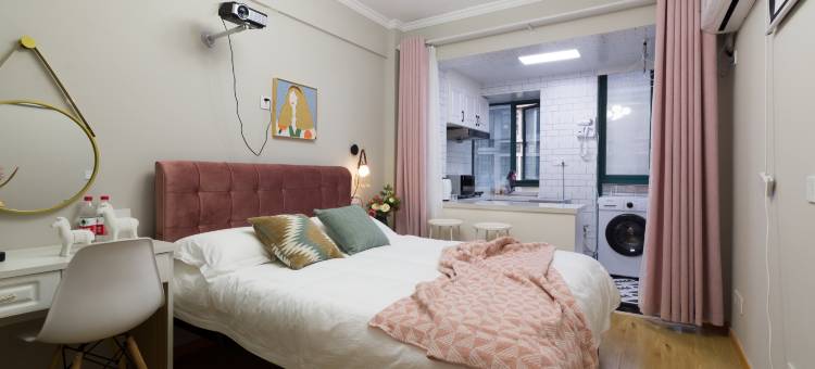 如家UP华驿精选酒店(南京南站北广场明发广场地铁站店)图片