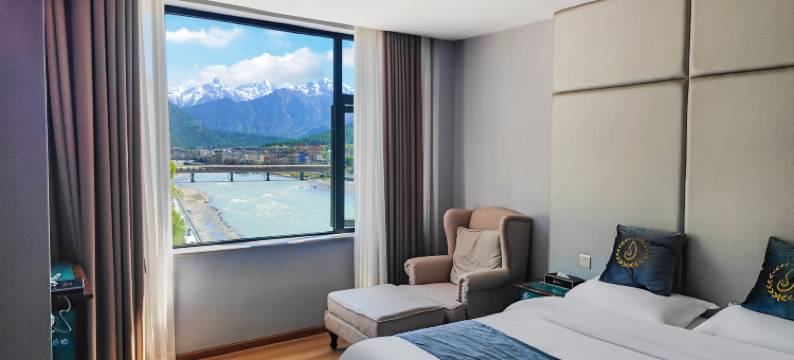 海螺精品酒店(林芝波密县318国道店)图片