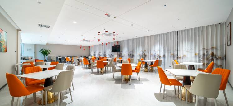 静泊大酒店(博乐站友谊路店)图片