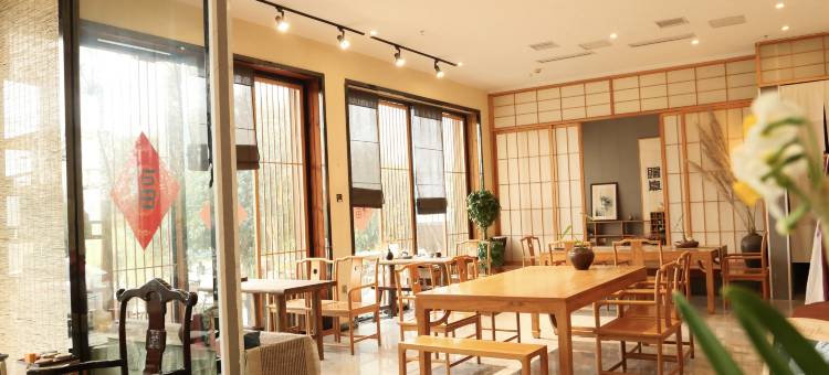 凯莱斯酒店(庐山西海店)图片