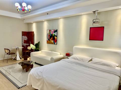 悦玺小茜家民宿(南通火车站万象城店)