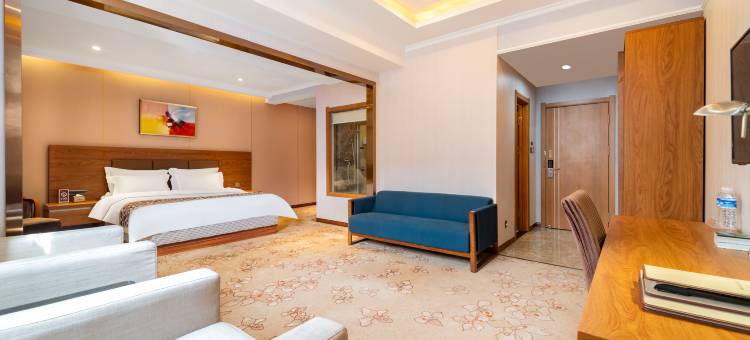 艺龙万国酒店(辽源火车站中医院店)图片