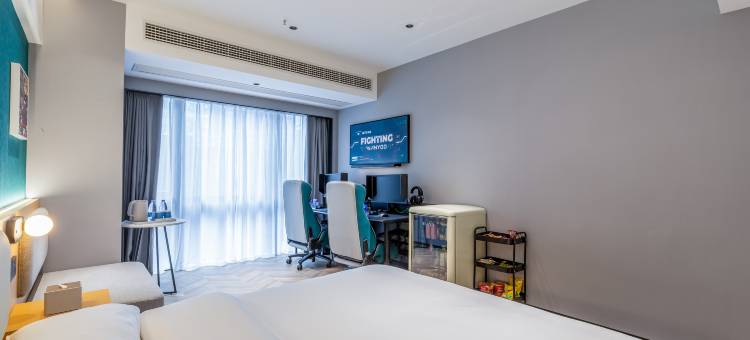 网鱼电竞酒店(成都双子塔环球中心店)图片