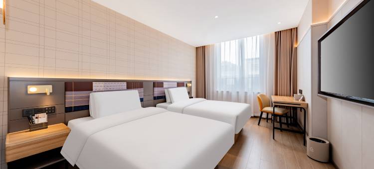 如家精选酒店PLUS(呼和浩特国际会展中心万达广场店)图片